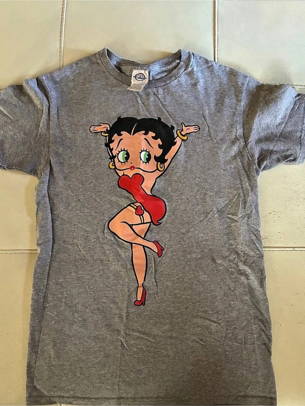 Delta Pro Weight Betty Boop Graphic Tee Gray & Red Small